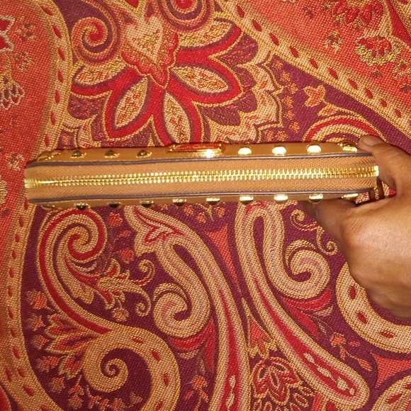 Michael Kors Jet Set Studded Continental Leather Wallet NWT - Picture 8 of 13